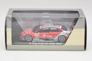 Audi A4 B7 #11 Team Abt M. Rockenfeller DTM 2007 Minichamps 1:43 5020700163 Kov – obrázek 4 z 4