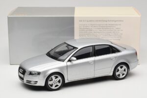 Audi A4 B8 3.2 Quattro Stříbrný Minichamps 1:18 5010404115 Kov – obrázek 8 z 8