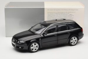Audi A4 B8 Avant 3.2 Quattro Černý Minichamps 1:18 5010404225 Kov – obrázek 8 z 8