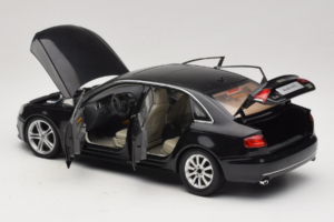 Audi A4L B8 Černý Paudi 1:18 AUDI012 Kov – obrázek 5 z 8