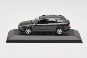 Audi A6 C5 Avant Tmavě Šedý Minichamps 1:43 AUDI006 Kov
