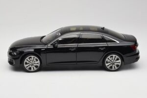 Audi A6L C8 Černý Paudi Model 1:18 42499 Kov – obrázek 4 z 8