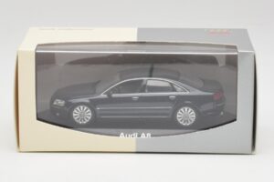 Audi A8 D3 Mauritius Modrý Metallic Minichamps 1:43 5010508123 Kov – obrázek 4 z 4