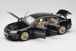 Audi A8 D3 W12 Černý Kyosho 1:18 5010508135 Kov – obrázek 2 z 8
