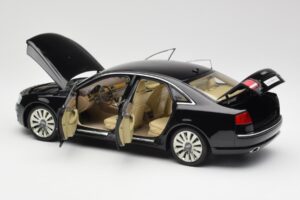 Audi A8 D3 W12 Černý Kyosho 1:18 09212BK Kov – obrázek 5 z 8