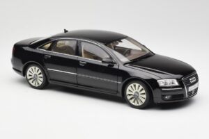 Audi A8 D3 W12 Černý Kyosho 1:18 09212BK Kov – obrázek 6 z 8