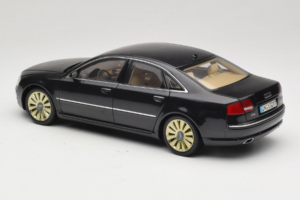 Audi A8 D3 W12 Černý Kyosho 1:18 5010508135 Kov – obrázek 7 z 8