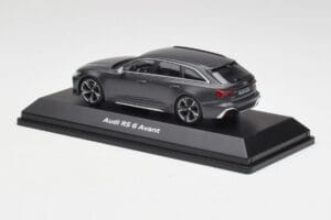 Audi RS6 C8 Avant Šedý Metalíza Minichamps 1:43 5012016231 Kov – obrázek 3 z 4