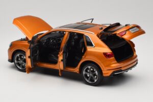 Audi Q3 F3 Orange Metallic Paudi Model 1:18 05962Q32019 Kov – obrázek 5 z 8