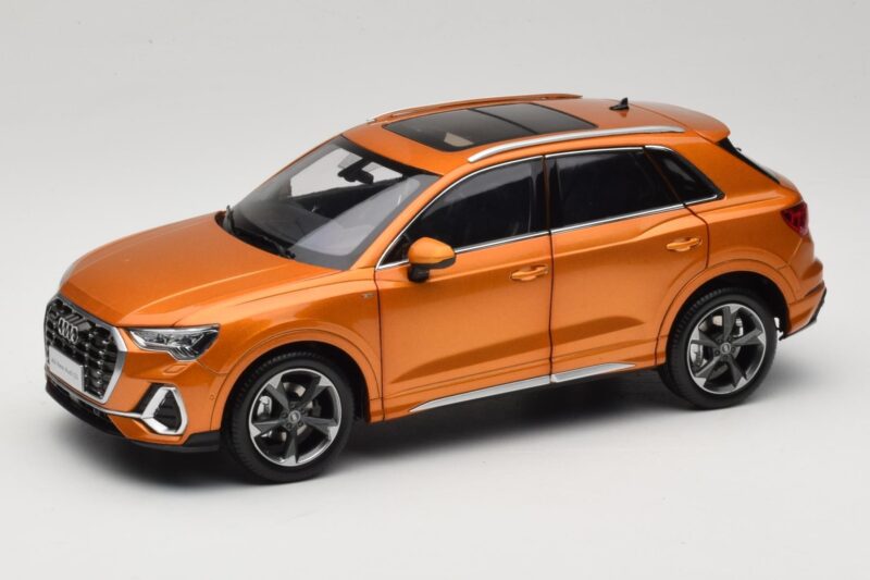 Audi Q3 F3 Orange Metallic Paudi Model 1:18 05962Q32019 Kov
