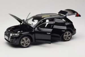 Audi Q5L FY Černý Paudi Model 1:18 26732 Kov – obrázek 2 z 8