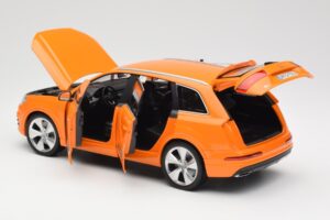 Audi Q7 4M Oranžový Metallic Minichamps 1:18 110014004 Kov – obrázek 5 z 8