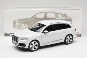 Audi Q7 4M Bílý Minichamps 1:18 110014000 Kov – obrázek 8 z 8