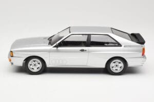 Audi Quattro B2 Stříbrný Minichamps 1:18 155016122 Kov – obrázek 3 z 6