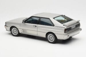 Audi Quattro LWB Stříbrný AUTOart 1:18 70303 Kov – obrázek 7 z 8