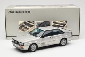Audi Quattro LWB Stříbrný AUTOart 1:18 70303 Kov – obrázek 8 z 8
