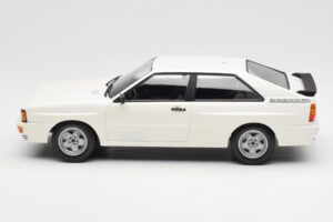 Audi Quattro Bílý Minichamps 1:18 155016120 Kov – obrázek 3 z 6