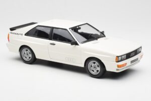 Audi Quattro Bílý Minichamps 1:18 155016120 Kov – obrázek 4 z 6