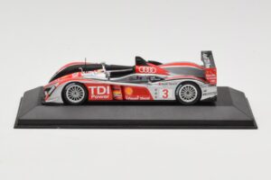 Audi R10 TDI LMP1 #3 L. Luhr / A. Premat / M. Rockenfeller 24 Hours of Le Mans 2008 Minichamps 1:43 400089903 Kov