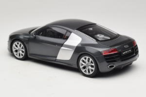 Audi R8 5.2 FSI Quattro Daytona Grey Kyosho 1:18 09216DG Kov – obrázek 6 z 7