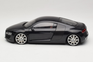 Audi R8 Černý Kyosho 1:18 09213BK Kov – obrázek 4 z 8