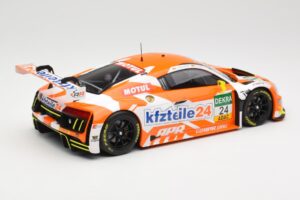 Audi R8 LMS #24 kfzteile24 L. Vanthoor / C. Stoll ADAC GT Masters 2016 Minichamps 1:18 155161124 Kov – obrázek 2 z 6