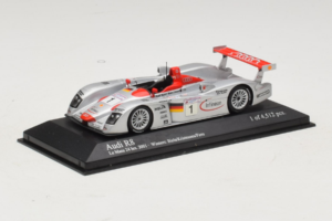 Audi R8 LMP #1 F. Biela / E. Pirro / T. Kristensen 24 Hours of Le Mans Winner 2001 Minichamps 1:43 400011201 Kov – obrázek 2 z 4