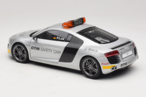 Audi R8 Safety Car 24 Hours of Le Mans 2008 Kyosho 1:18 09214DTM Kov – obrázek 4 z 8