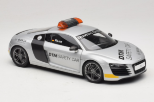 Audi R8 Safety Car 24 Hours of Le Mans 2008 Kyosho 1:18 09214DTM Kov – obrázek 6 z 8