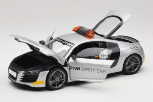 Audi R8 Safety Car 24 Hours of Le Mans 2008 Kyosho 1:18 09214DTM Kov – obrázek 8 z 8