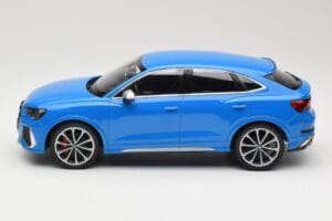 Audi RS Q3 F3 Sportback Modrý Minichamps 1:18 155018101 Kov – obrázek 3 z 6