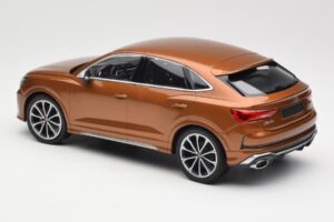 Audi RS Q3 Sportback 8U Brown Metallic Minichamps 1:18 155018104 Kov – obrázek 5 z 6
