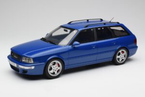 Audi RS2 B4 Avant Modrý Otto 1:12 G075 Pryskyřice