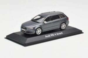 Audi RS4 B7 Avant Šedý Minichamps 1:43 5010509223 Kov – obrázek 2 z 4