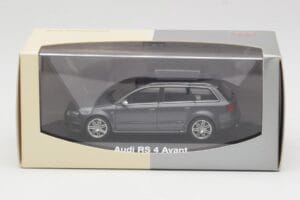 Audi RS4 B7 Avant Šedý Minichamps 1:43 5010509223 Kov – obrázek 4 z 4