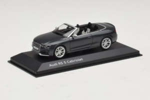 Audi RS5 B8 Kabriolet Daytona Gray Minichamps 1:43 5011215323 Kov – obrázek 2 z 4