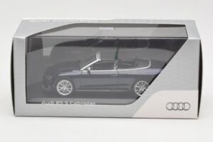 Audi RS5 B8 Kabriolet Estoril Blue Minichamps 1:43 5011215313 Kov – obrázek 4 z 4