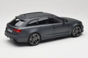 Audi RS6 C7 Avant Matt Grey Minichamps 1:18 110012012 Kov – obrázek 3 z 8