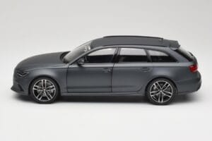 Audi RS6 C7 Avant Matt Grey Minichamps 1:18 110012012 Kov – obrázek 4 z 8