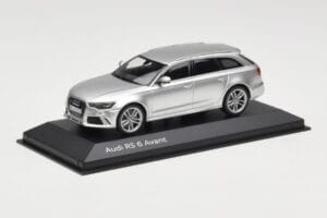 Audi RS6 C7 Avant Prisma Silver Minichamps 1:43 5011216213 Kov – obrázek 2 z 4