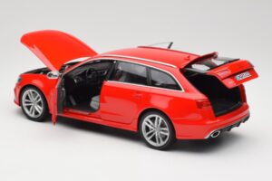 Audi RS6 C7 Avant Červený Minichamps 1:18 110012011 Kov – obrázek 5 z 8