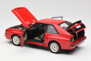 Audi Sport Quattro Červený Dealerská Edice AUTOart 1:18 5030400205 Kov – obrázek 5 z 8