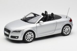 Audi TT 8J Roadster Světle Stříbrný Minichamps 1:18 5010500515 Kov
