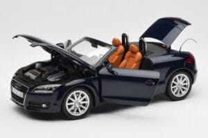 Audi TT 8J Roadster Hlubinně Modrý Minichamps 1:18 5010500525 Kov – obrázek 2 z 8