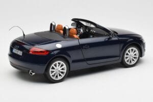 Audi TT 8J Roadster Hlubinně Modrý Minichamps 1:18 5010500525 Kov – obrázek 3 z 8