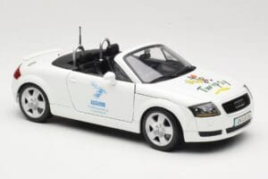 Audi TT 8N Kabriolet Bílý Maisto 1:18 56065 Kov – obrázek 6 z 8