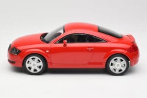 Audi TT 8N Červený Minichamps 1:18 155017022 Kov – obrázek 3 z 6
