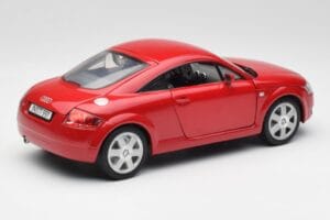 Audi TT 8N Coupe Červený Revell 1:18 89909092 Kov – obrázek 3 z 8