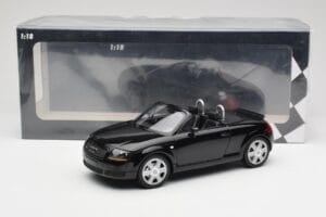 Audi TT 8N Roadster Black Metallic Minichamps 1:18 155017030 Kov – obrázek 6 z 6