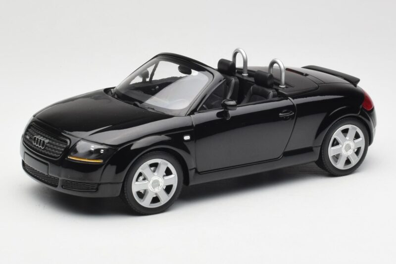 Audi TT 8N Roadster Black Metallic Minichamps 1:18 155017030 Kov